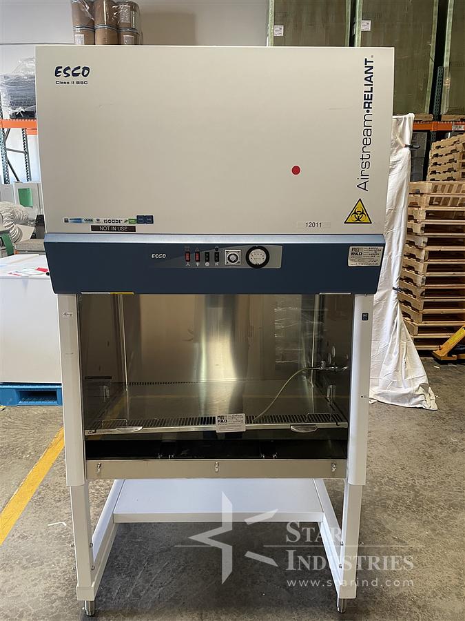 Used ESCO Class II BSC Environmental Chamber