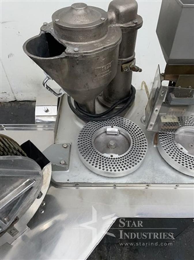 Used Shionogi Qualicaps Semi-Automatic Capsule Filler, Model 8S