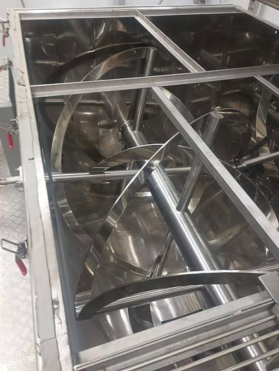 Used Used 10,000L Ribbon Blender