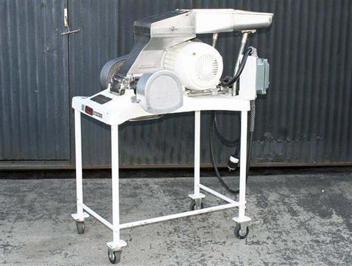 Used Fitzpatrick Model M Mill