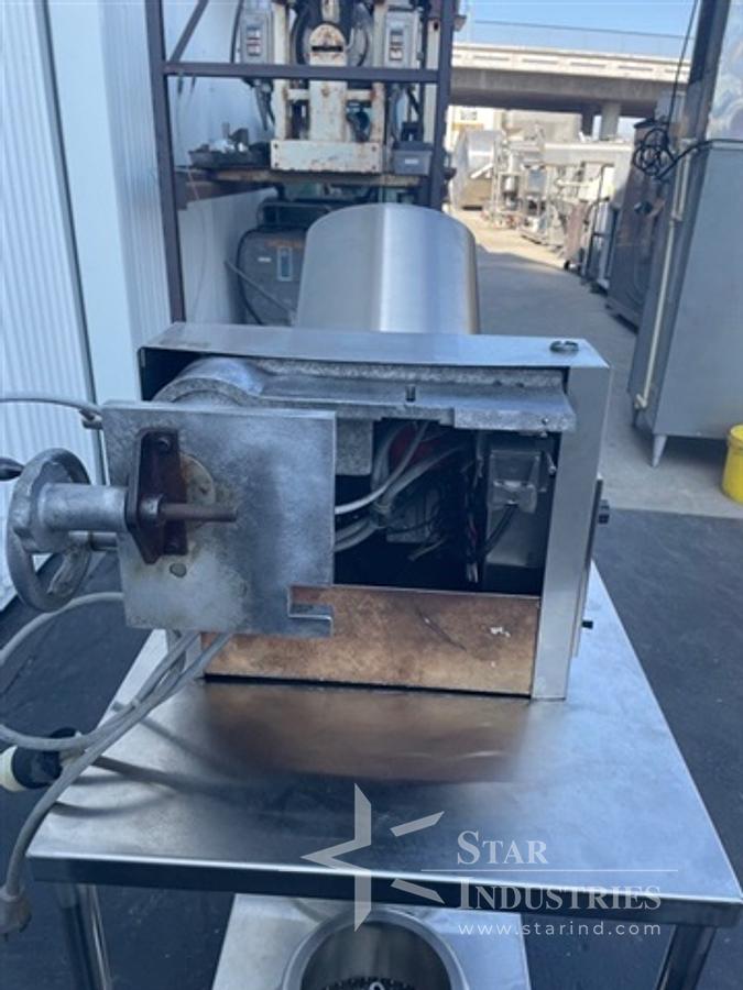 Used Cozzoli PS-10 Stopper Feeder w/ 13 and 20 mm feeders
