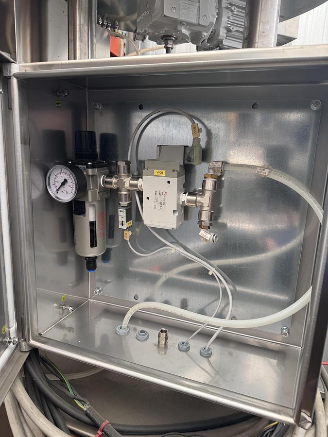 Used Arol Capper with Hopper and Elevator