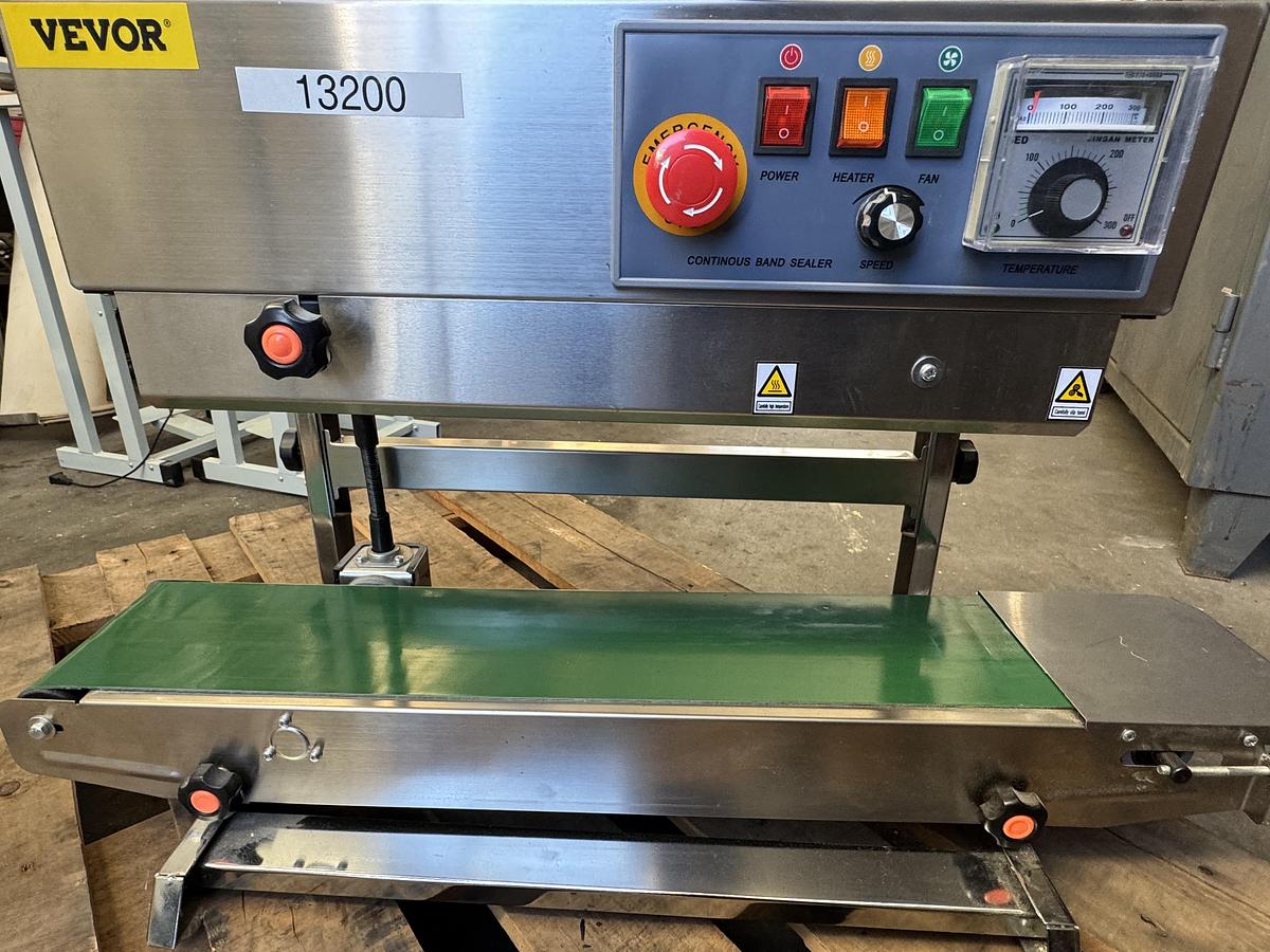 Used VEVOR HEAT SEALER
