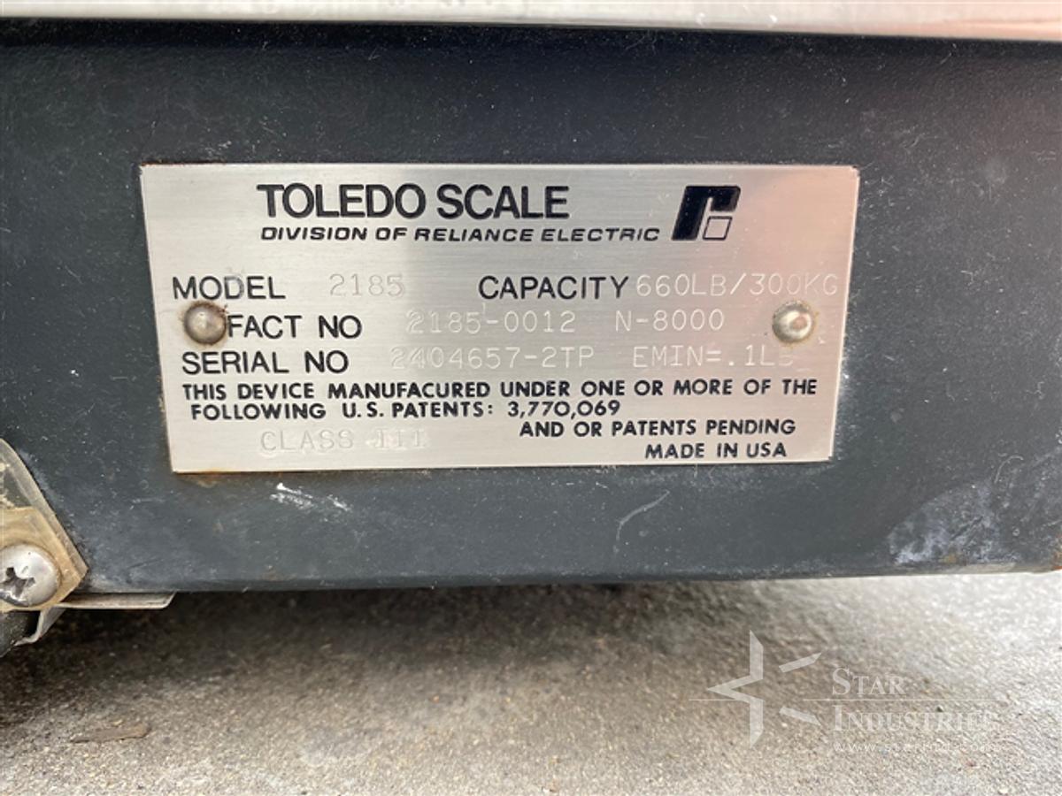 Used Mettler Toledo Model 8142 Floor Scale, 30" x 24" platform