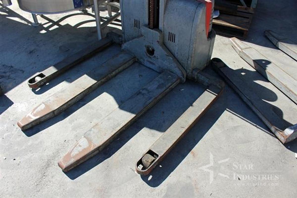Used Raymond Lift