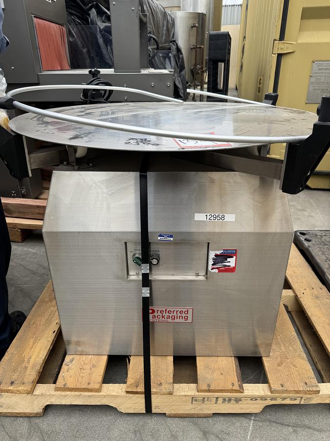 Used Preferred Packaging Accumulating Table