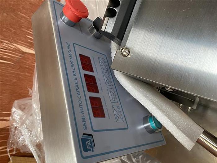 Used LFA Machine Co. Type 8 Semi-Automatic Encapsulator with 00 parts