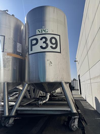 Used Tank, 450 Gallon, 316 Stainless Steel, Dome Top, Cone Bottom