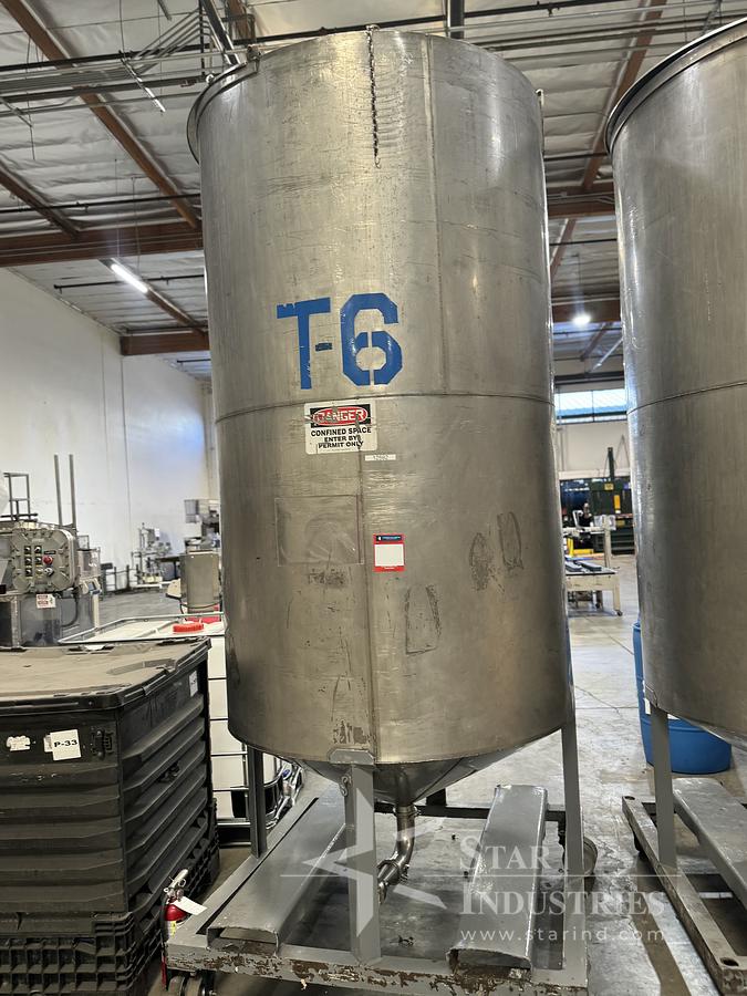 Used Tank, 750 Gallon, Stainless Steel, Cone Bottom,