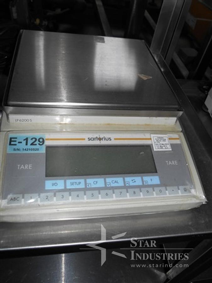 Used Sartorius LE6200 series Scale, 6200 gram max