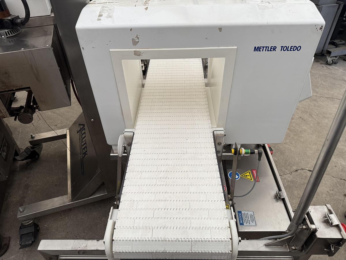 Used Metal Detector Safeline-Xray Machine 