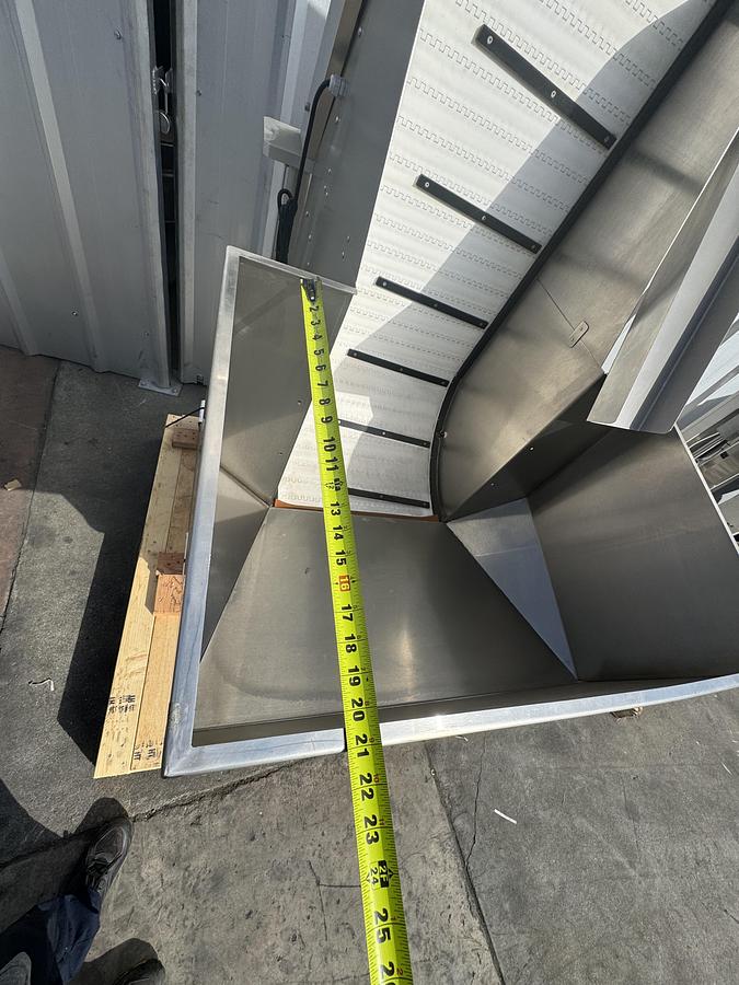 Used Chuck Capper w/ Elevator