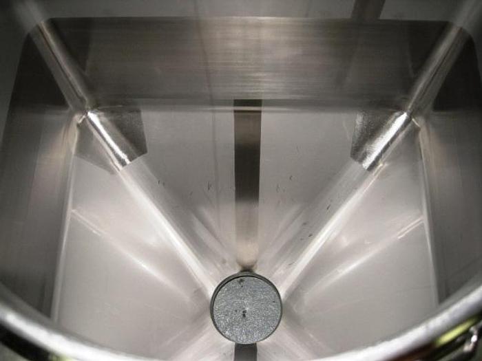 Used Glatt Vacuum Tote