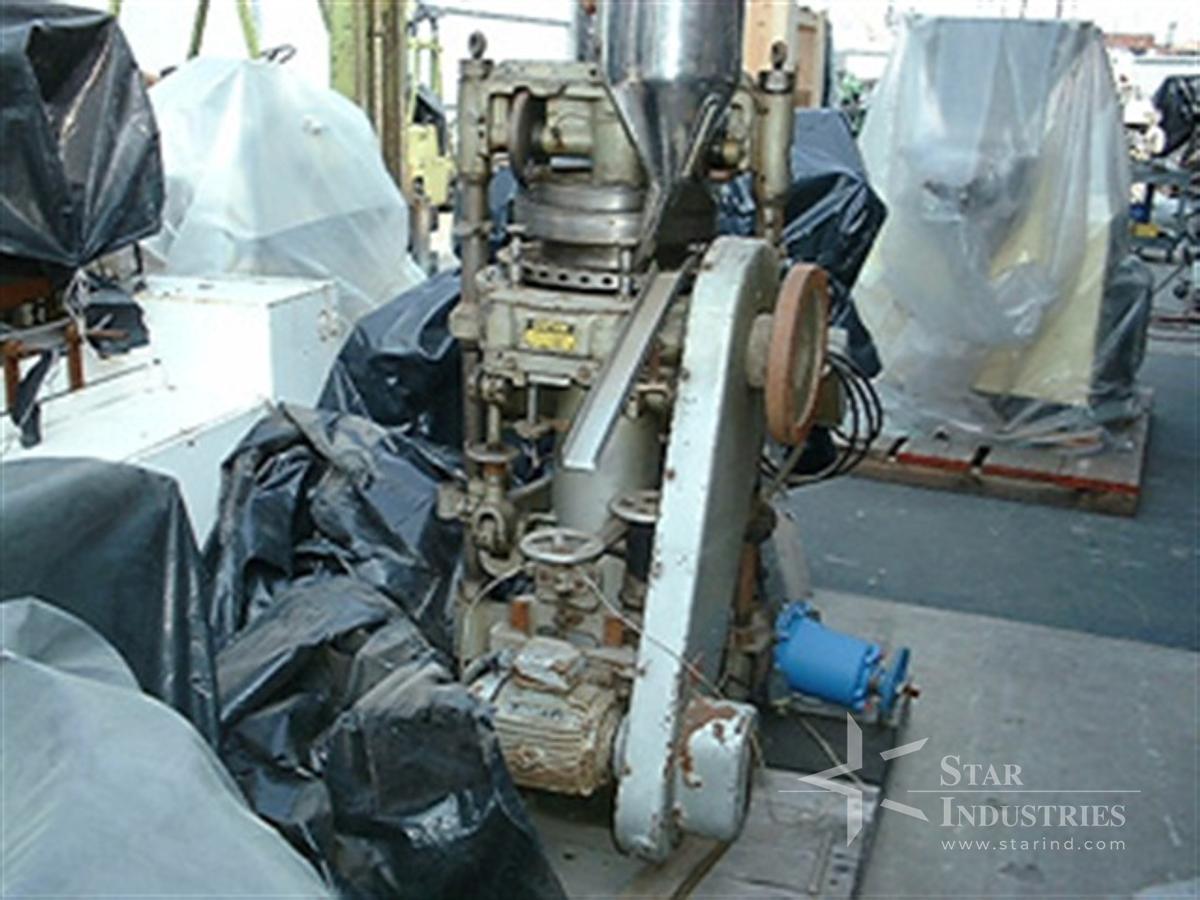 Used KEY 35 STATION TABLET PRESS                 #3466