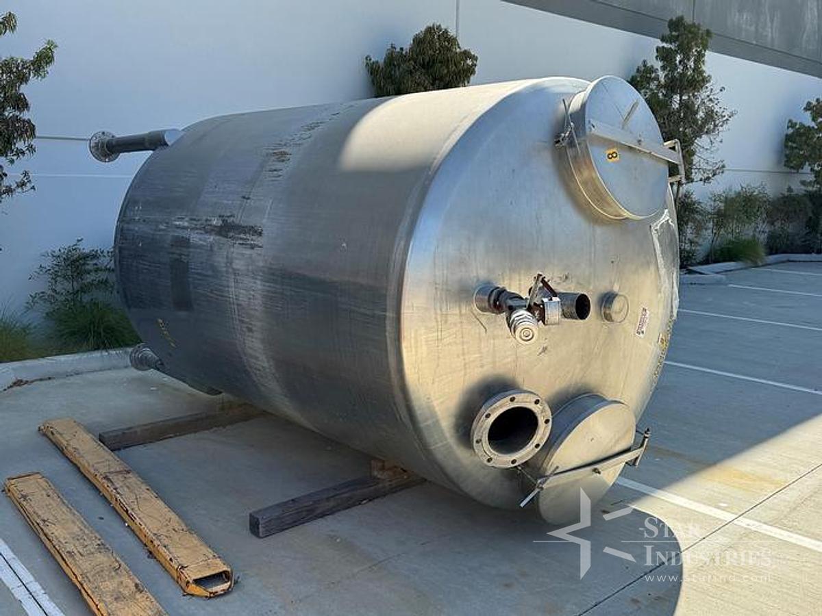 Used Tank, 2,000 Gallon, 316 Stainless Steel, 6' x 9', Dish Bottom