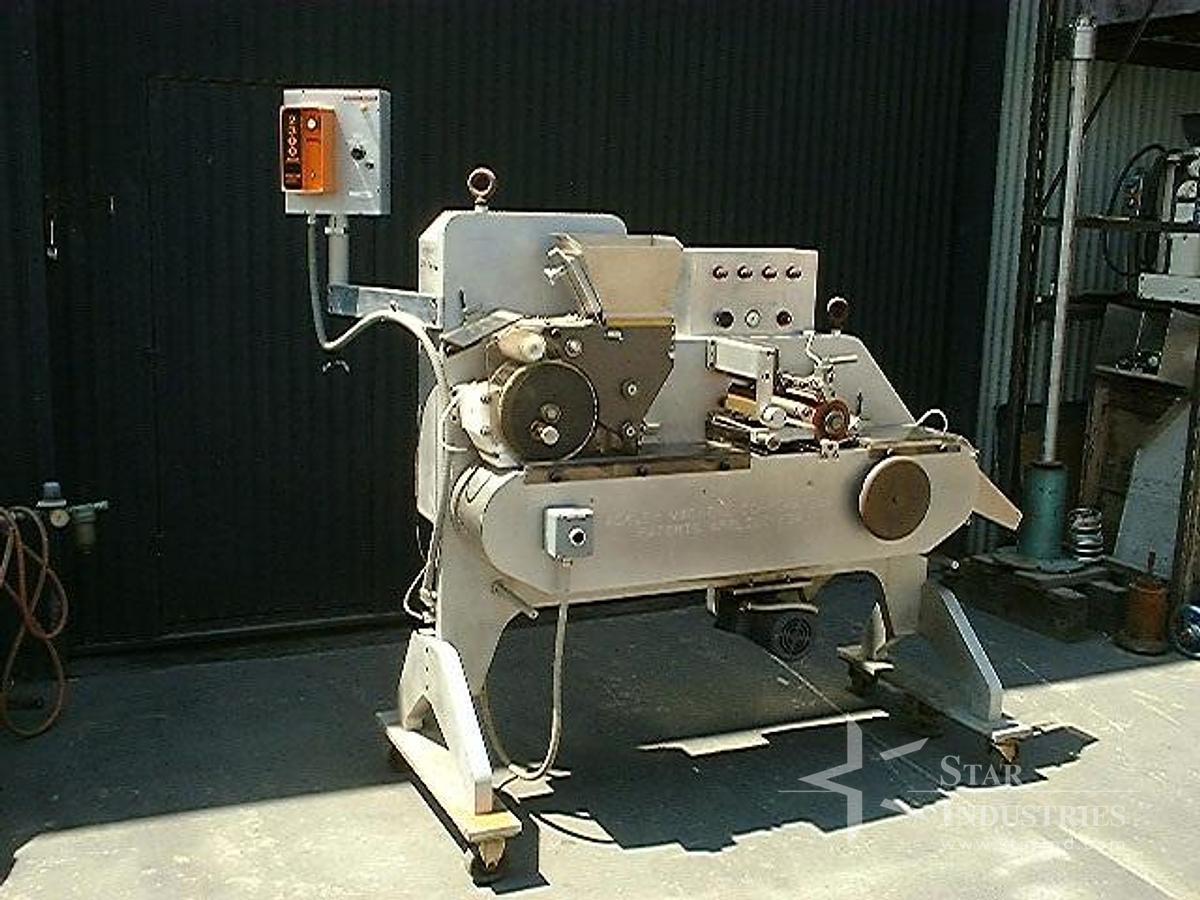 Used AMSCO MODEL 2011 AUTOCLAVE
