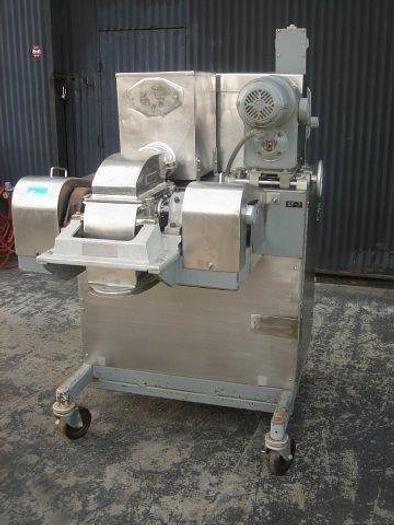 Used Fitzmill Model U, screw-feed, 6" throat