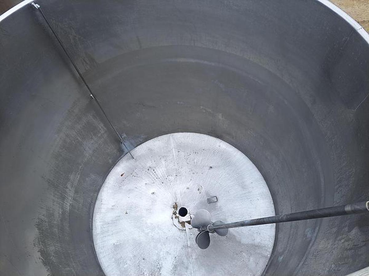 Used Tank, 625-Gallon, Stainless Steel, Agitated, MIX-MOR Mixer
