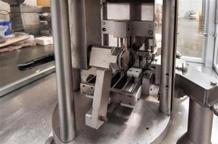 Used IMA Zanasi 40F Automatic Encapsulator