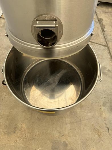 Used Nilfisk VHW4400 Dust Collector