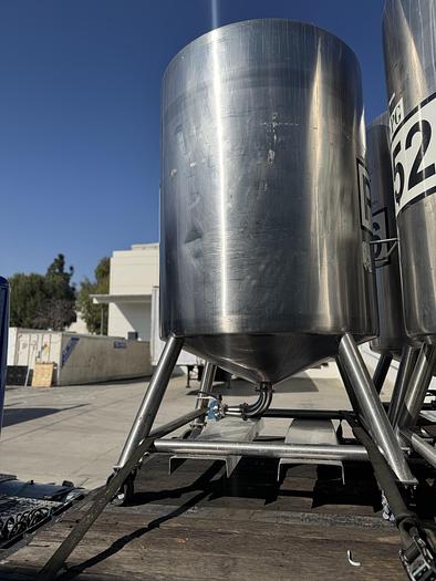 Used Tank, 550 Gallon, 316 Stainless Steel, Dome Top, Cone Bottom, Portable