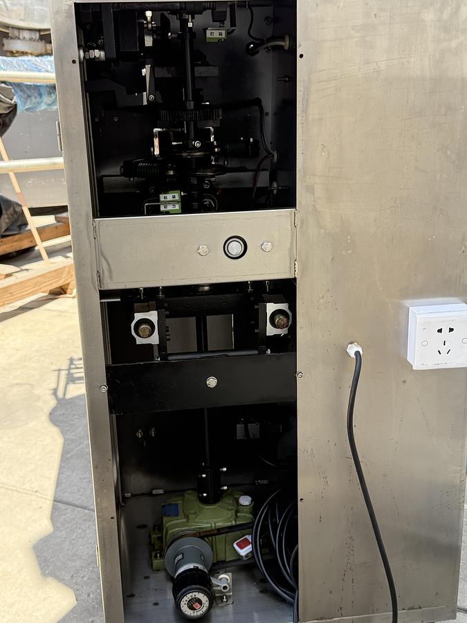 Used Verticle Form Fill Machine - Stick Pack