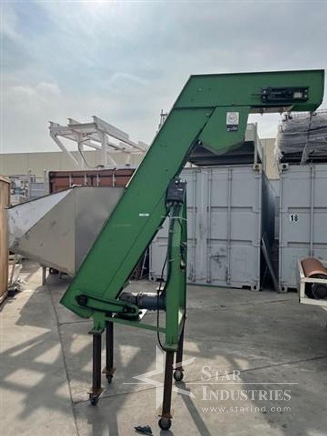 Used 150 GALLON STAINLESS STEEL TANK             #3369
