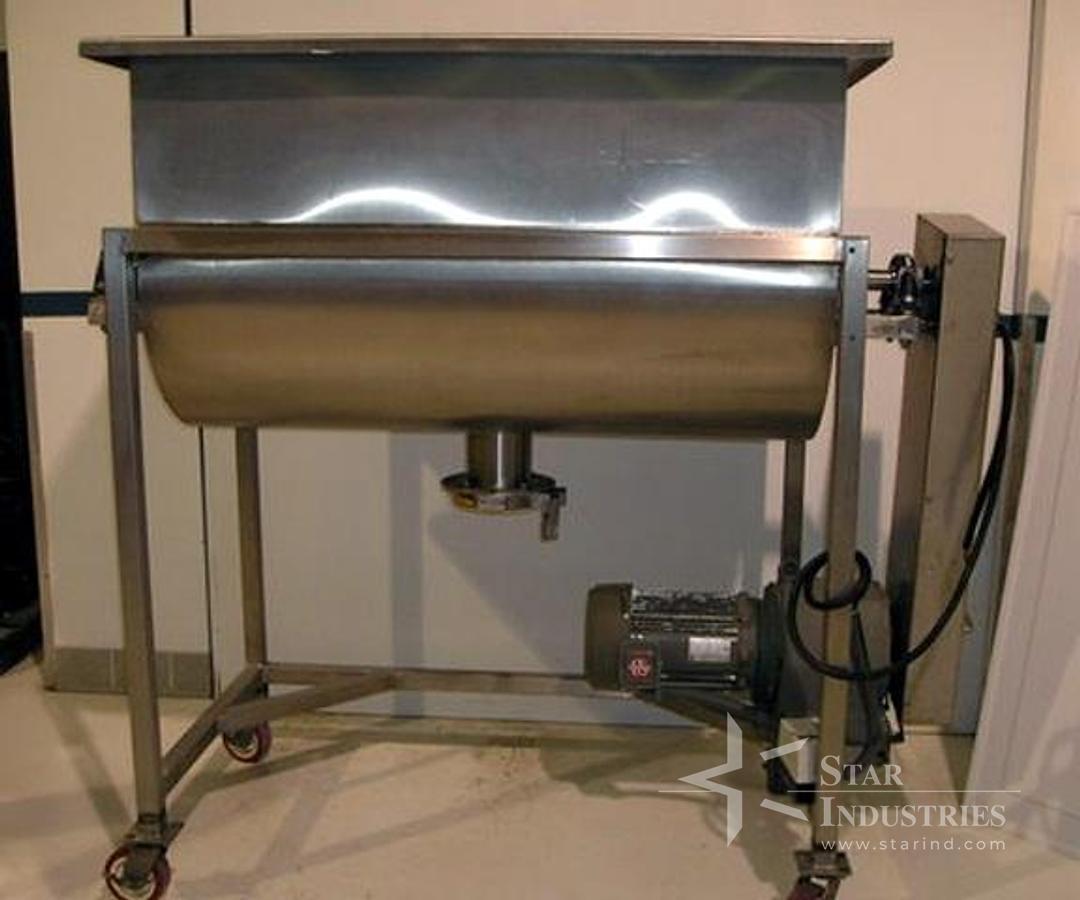Used Unimount 12 c.f. Ribbon Blender