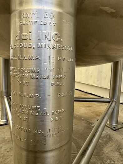 Used 1,000 Liter DCI Tank 316L