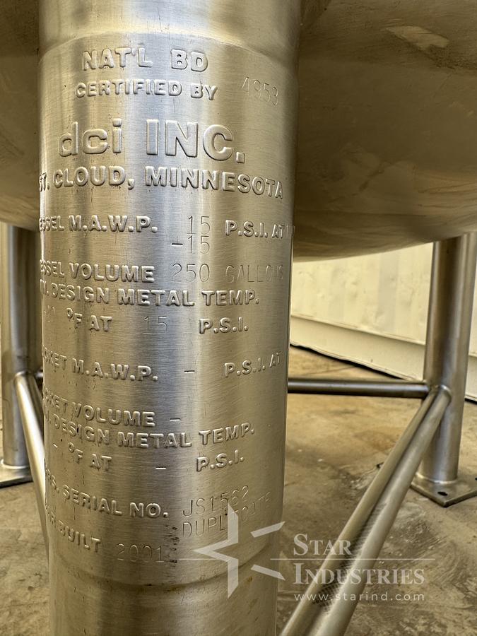 Used 1,000 Liter DCI Tank 316L