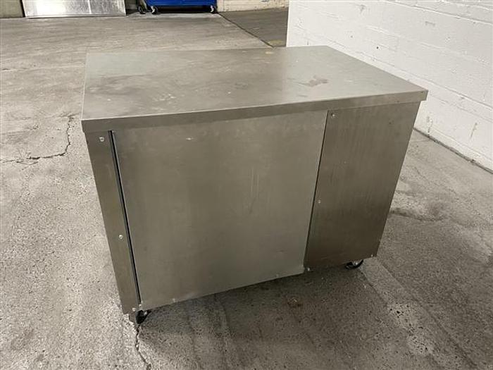 Used 3 ton water cooled Advantage Chiller