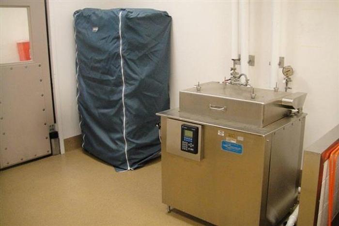 Used Cozzoli GW24 Vial Washer