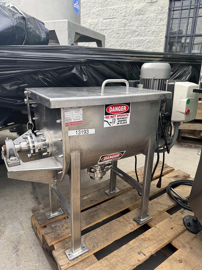 Used Stainless Steel 5 cu ft Ribbon Blender