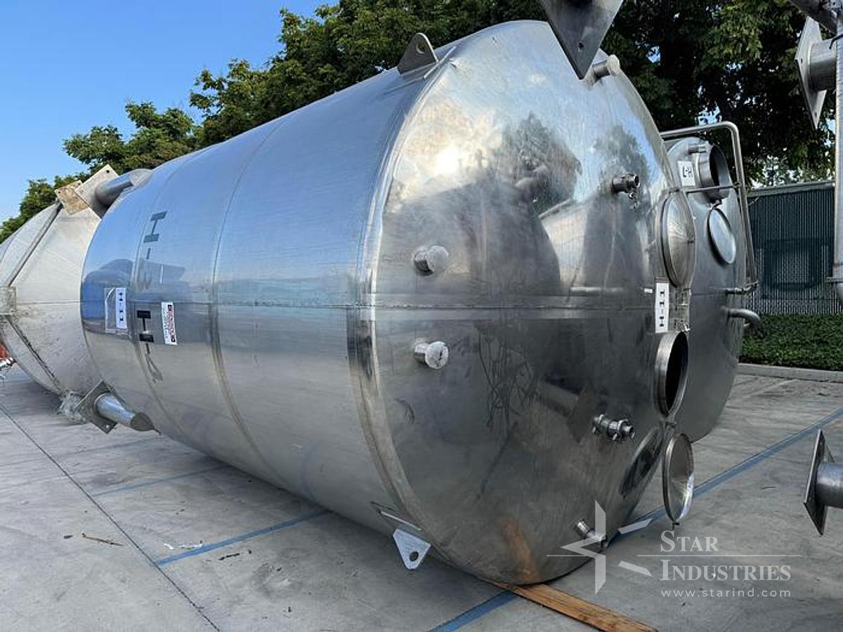 Used Tank, 6,000 Gallon, 316 Stainless Steel, Dish Bottom, Legs, Dual