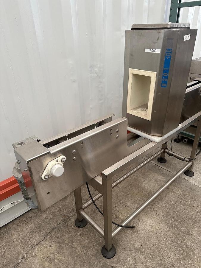 Used Lock 30+ Metal Detector