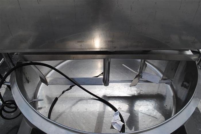 Used 750 Liter DCI Kettler with Side Sweep