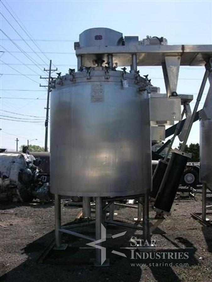 Used 825 gallon Lee Industries double motion vacuum kettle