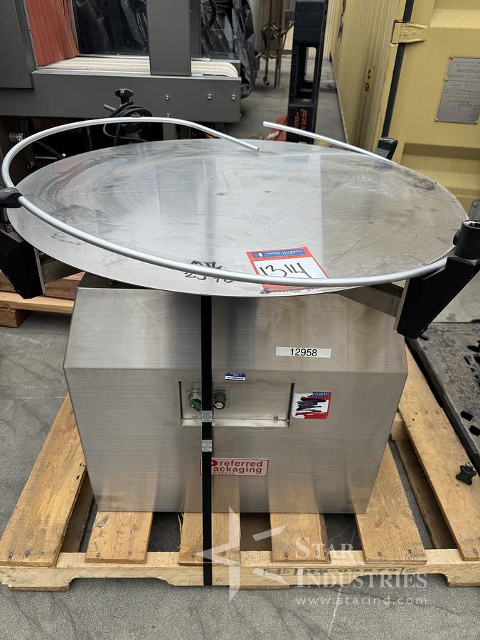 Used Preferred Packaging Accumulating Table
