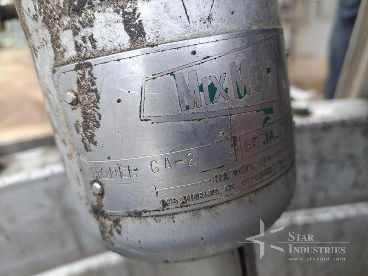 Used Tank, 800-Gallon, Stainless Steel, Agitated, MIX-MOR Mixer
