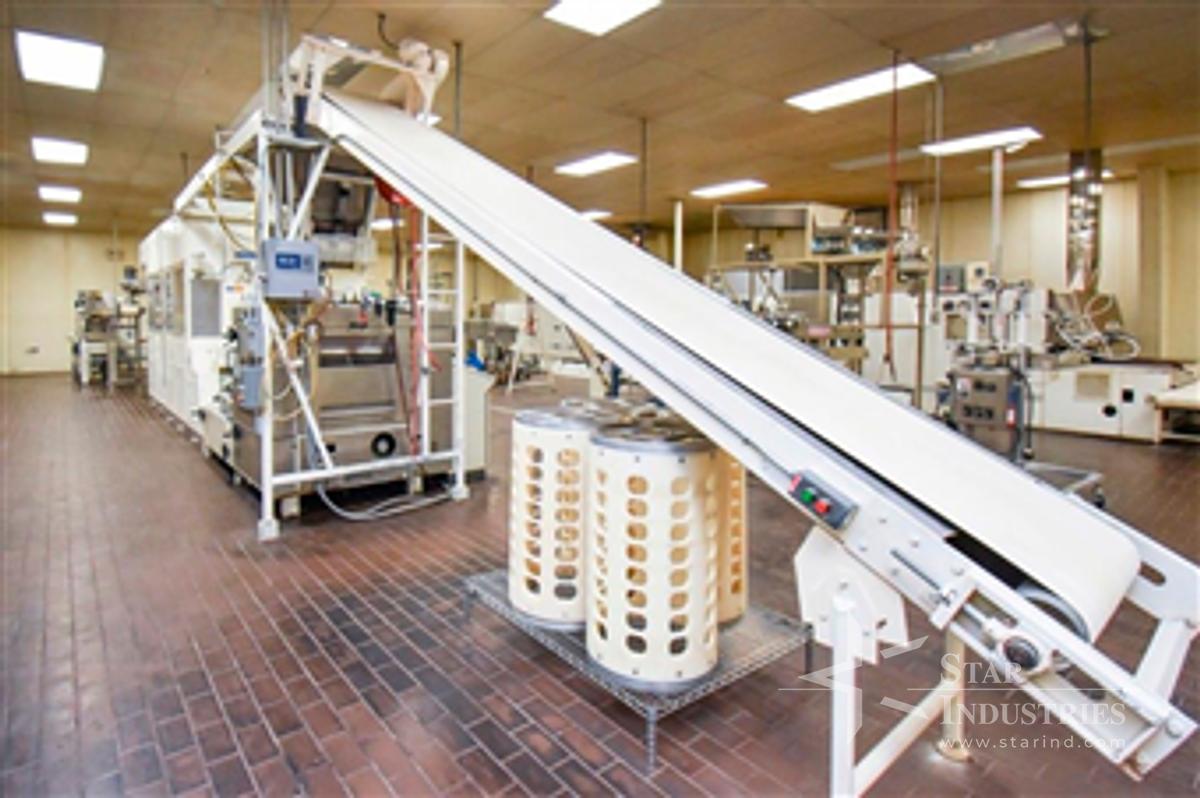 Used Winkler AutoMatische Incline Dough Conveyor
