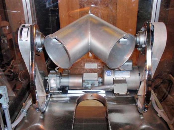 Used Patterson-Kelley 8 quart Liquids-Solids V-blender
