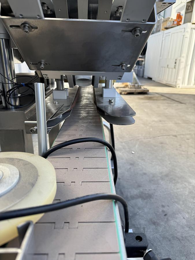 Used CVC 8-spindle Capper w/ Elevator & Conveyor