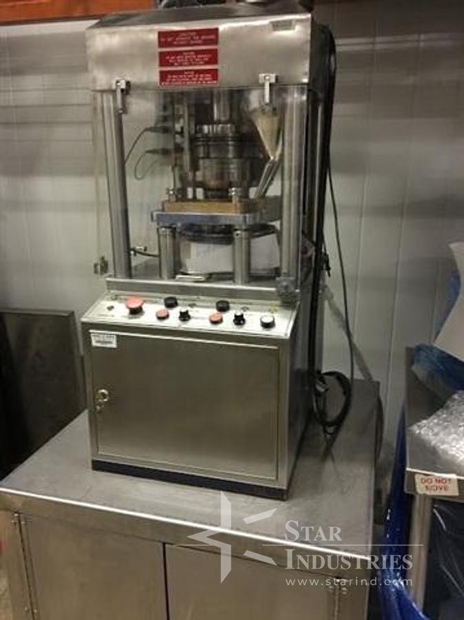 Used Brush in Bottlecap Placer