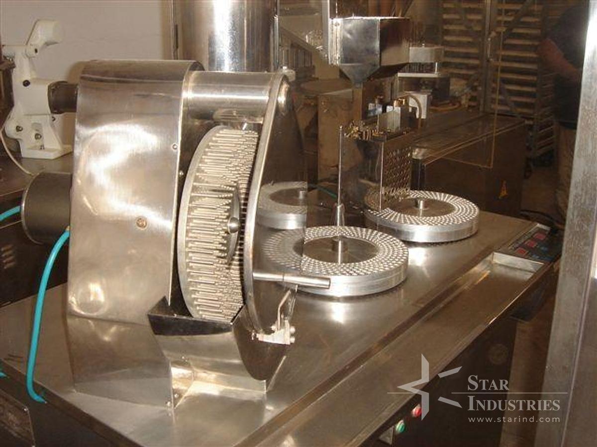 Used VSF Capsule Filler