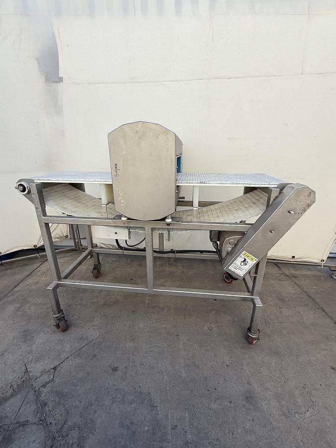 Used Loma Systems IQ3 Metal Detector