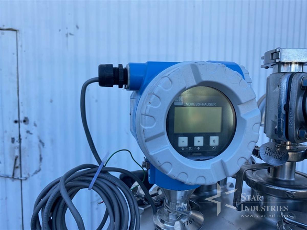 Used 100 liter Stainless Technologies Reactor w/ 1/3 h.p. Lightnin Mixer