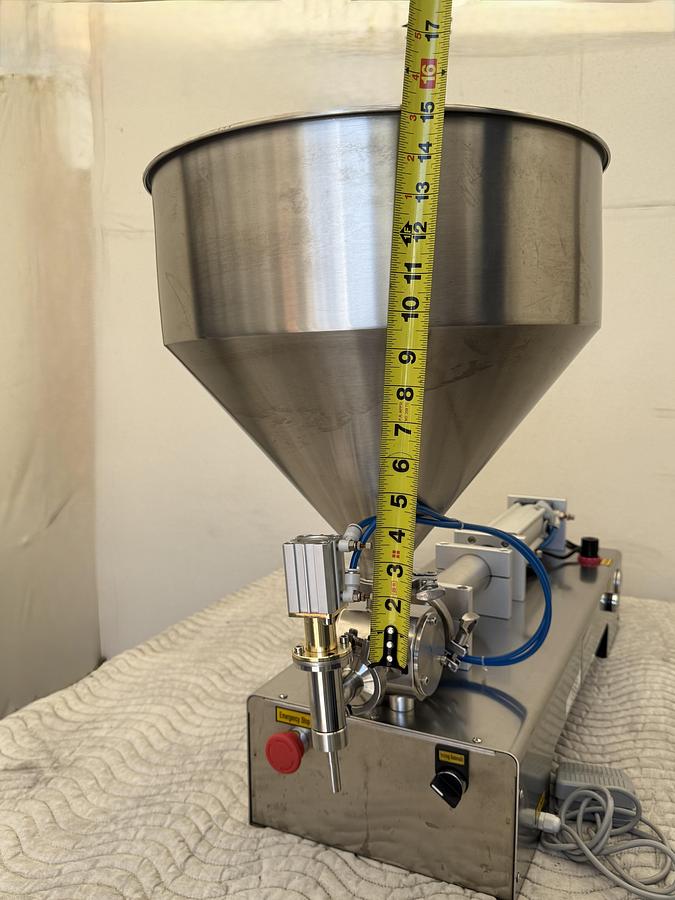 Used Pneumatic Horizontal Paste Filling Machine 