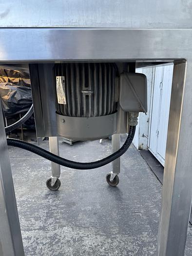 Used Quadro Model 196-S variable speed Comil