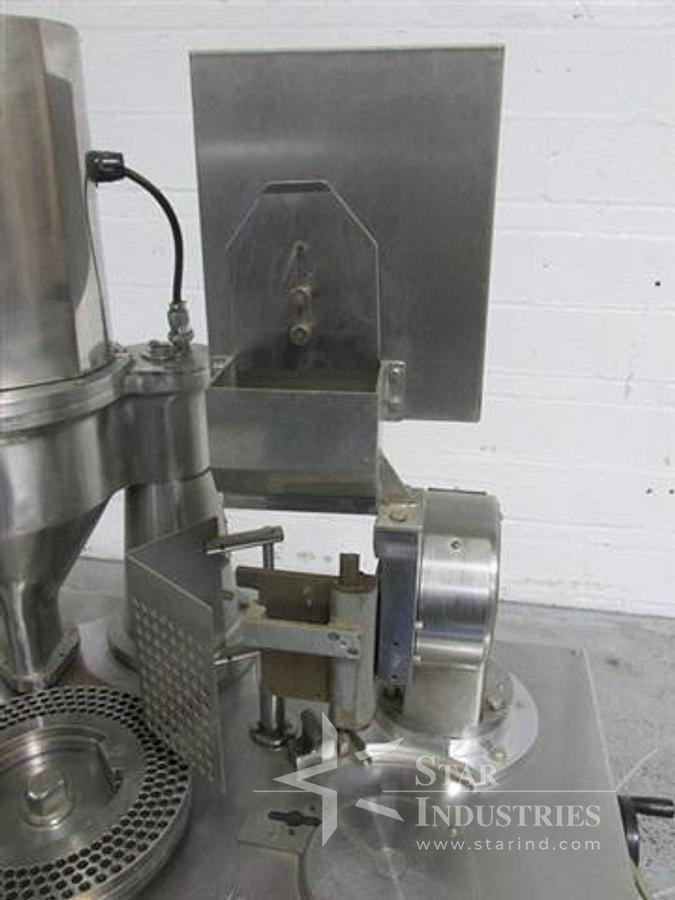 Used AMF GLEN 340 QUART MIXER