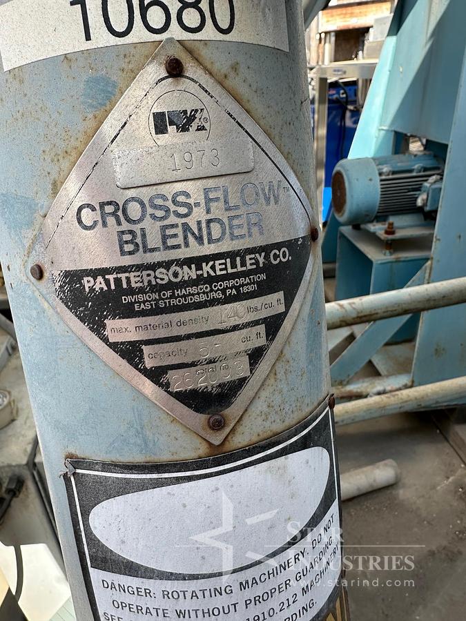 Used Patterson-Kelley 5 c.f. S.S. Cross-flow Blender w/ small Pin Bar